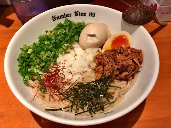 「煮干し油そば」@麺Dining Number Nine 09の写真