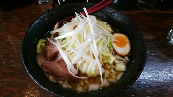 「カレーらうめん（880円）」@らうめん しんかの写真