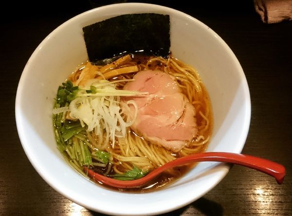 「豊穣清湯醤油ラーメン 750円」@麺処 夏海の写真