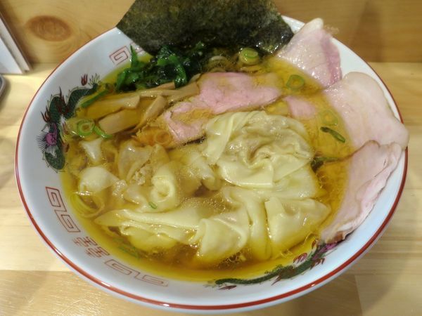 「ワンタン麺 ９００円 ※ハーフ」@白河ラーメン 麺や鶏正の写真