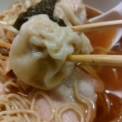 わんたんめん(麺半分、わんたん3個）他etc.