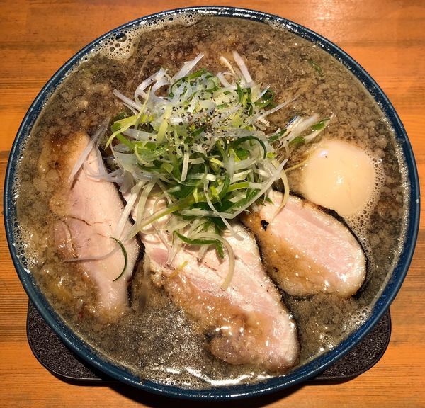 「味玉入り煮干そば 大盛」@麺屋 八海山の写真