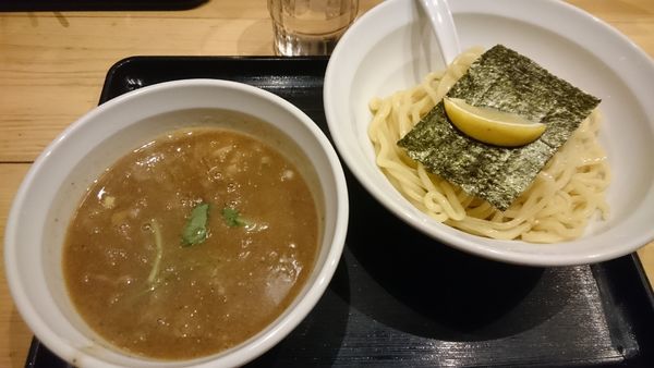 「濃厚煮干しつけ麺」@つけめん 蕾 本家の写真