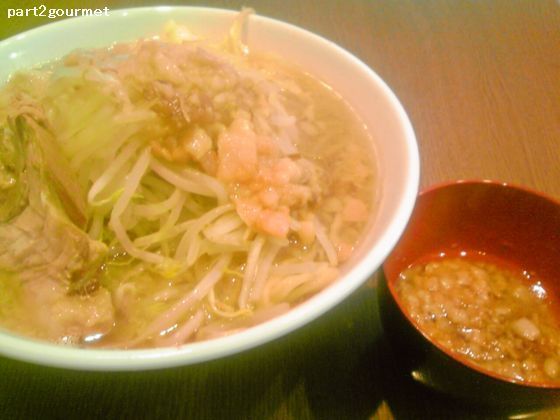「ラーメン 「ニンニクアブラ」(750円)」@俺の生きる道 つくば店の写真