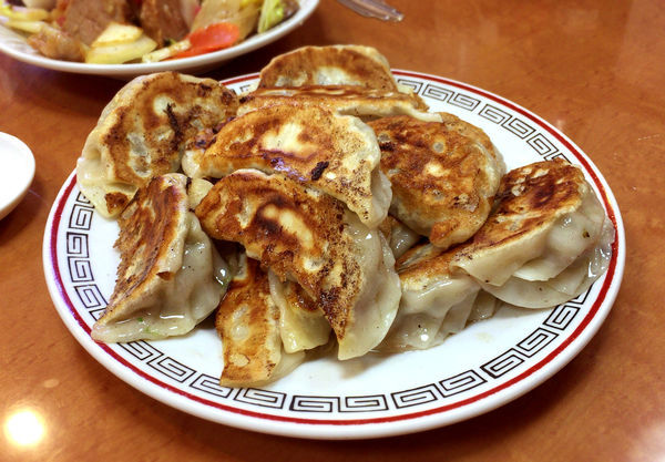 「ギョウザ(450円)」@中華料理 洋貴苑の写真