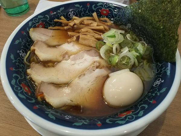「特製煮干し醤油ラーメン　※クーポンで５００円」@凌駕 IDÉAの写真