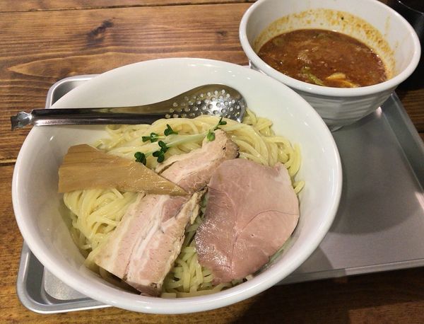「烏賊タンタンつけ麺(大)900円」@らーめん なぶら 京王八王子店の写真