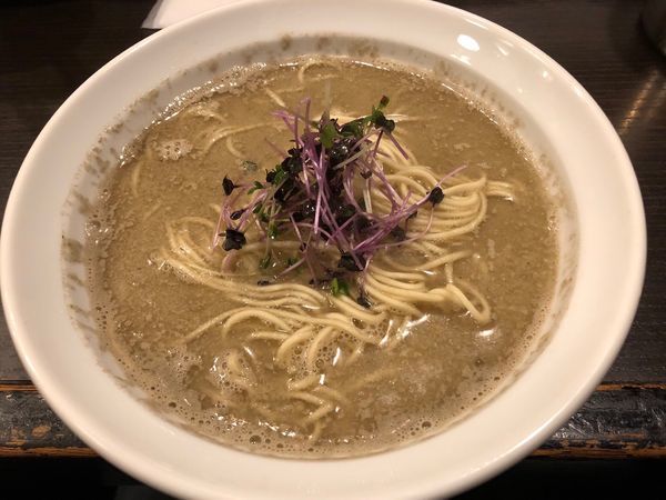 「wyvern製薫香タラそば」@灰汁中華 丿貫 福富町本店の写真