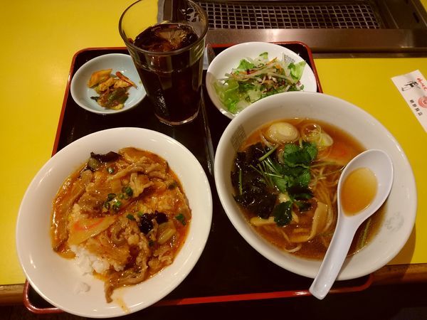 「日替ランチ(ぶし醤油ラーメン＋ピリ辛あんかけ丼)620円」@朝鮮飯店 高崎駅西口店の写真