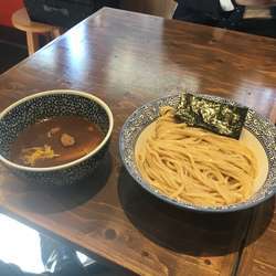 濃厚魚介つけ麺