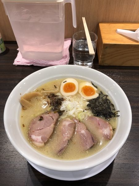 「味玉焼豚鶏白湯麺」@超濃厚鶏白湯ラーメン専門店 自家製麺 鶏ふじの写真