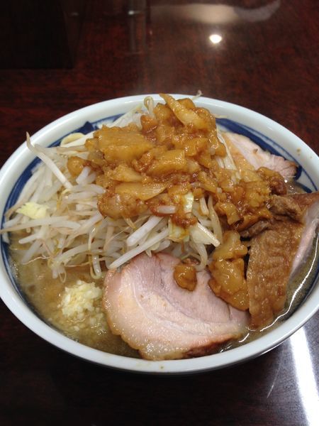 「豚小ラーメン」@ラーメン二郎 めじろ台店の写真