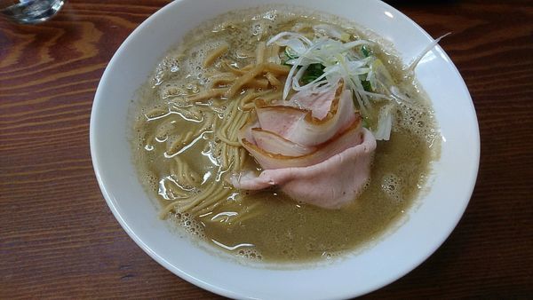 「煮干し拉麺「醤油」　800円」@良温(Ra-on)の写真