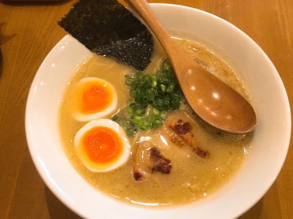 「塩玉ラーメンぽてり＋替玉／¥850＋100」@鶏ポタラーメン THANK お茶の水の写真