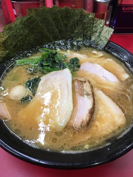 「醤油チャーシュー麺」@壱六家 上大岡店の写真