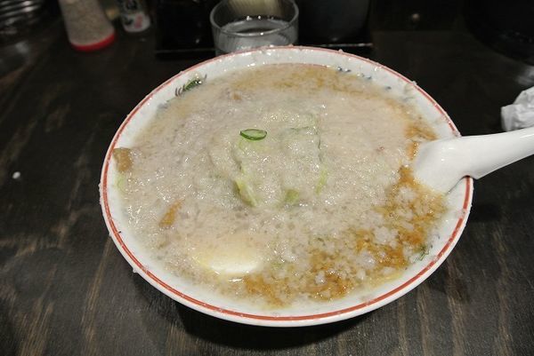 「特製元らーめん 780円 　背脂多め」@新橋元楽の写真