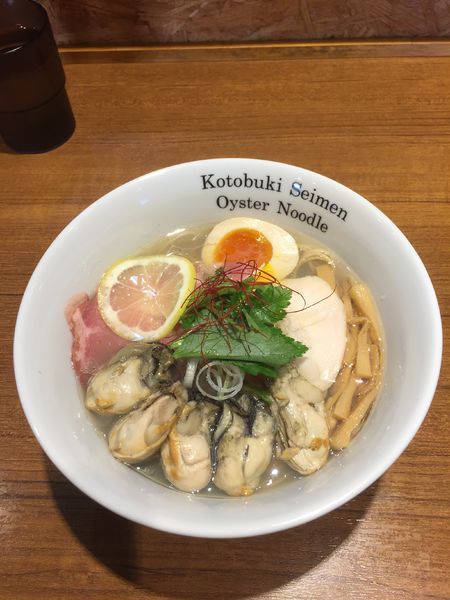 「特製牡蠣ラーメン」@寿製麺よしかわ 川越店の写真