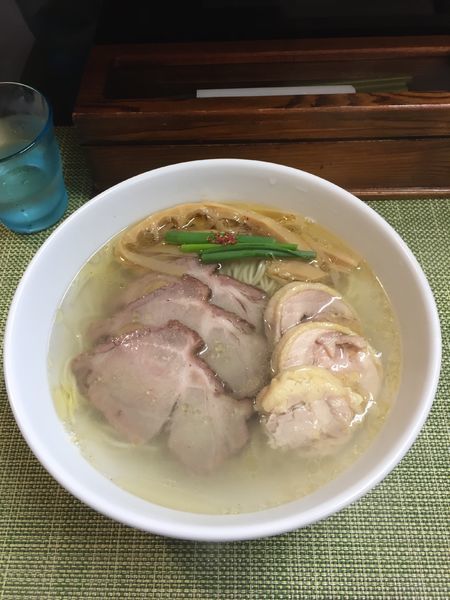 「塩チャーシュー麺」@麺や金時の写真