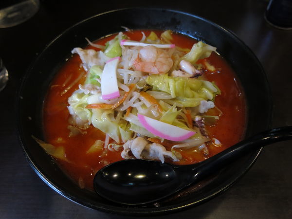 「紅辛ちゃんぽん：800円」@モツ兵衛 御徒町店の写真