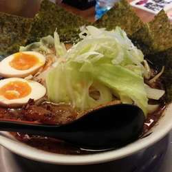 マル得おっぺしゃんらーめん890円・替え玉150円