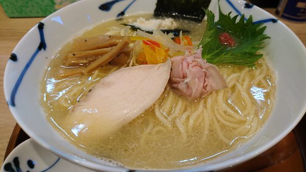 「鯛白湯らーめん塩」@麺や 空月の写真