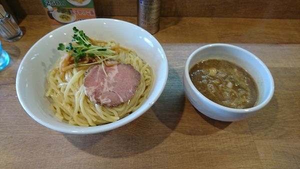 「つけめん750+特盛100」@三代目 麺屋 みちしるべの写真