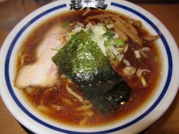 「ラーメン　780円」@天然豚骨醤油 らーめん玉 超大吉 上野店の写真