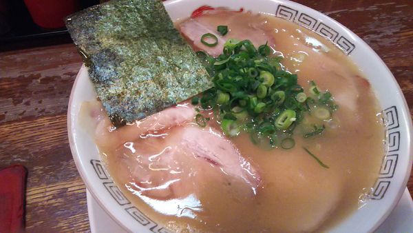 「チャーシュー麺 ￥910」@博多ラーメン もえぎ野の写真