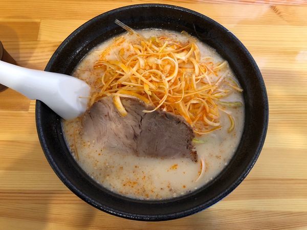 「ネギラーメン  豚骨」@壱骨麺の写真