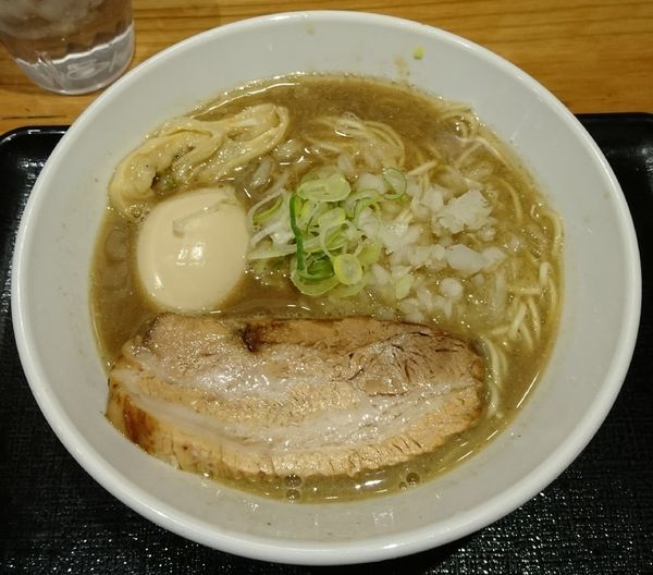 「煮干そば(替え玉セット)」@つけめん・らーめん・煮干そば 金狼の写真