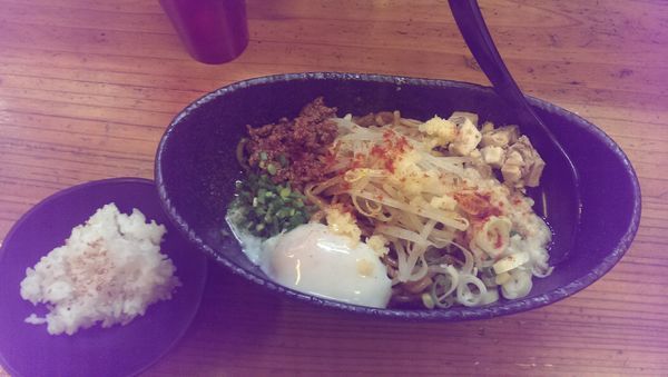 「スタミナ坦々まぜそば、大盛」@辛っとろ麻婆麺 あかずきんの写真