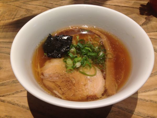 「ミニ醤油らぁめん（¥570）」@支那そばや 新横浜ラーメン博物館店の写真