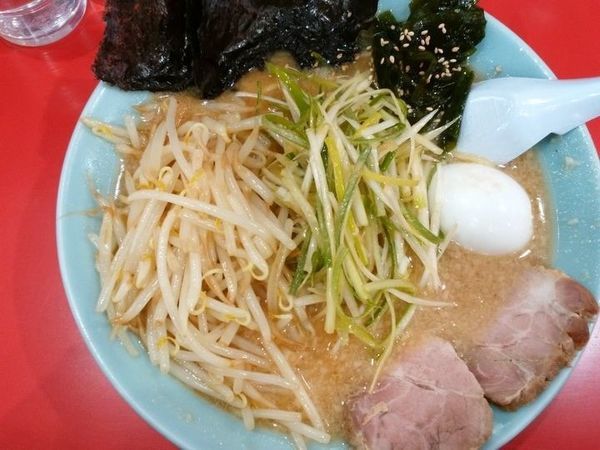 「味噌かいざんラーメン＋玉子」@ラーメン かいざん 新小岩店の写真