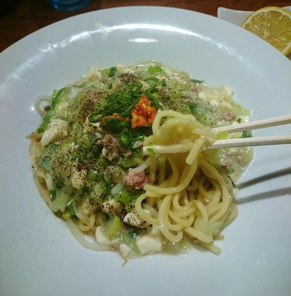 「汁なしキラーヌードル(レベル３)  880円」@成都正宗担々麺 つじ田の写真