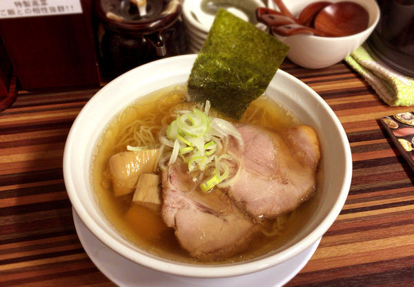 「昔懐かしのらぁめん(650円)醤油・細麺」@めん処 倖佳の写真