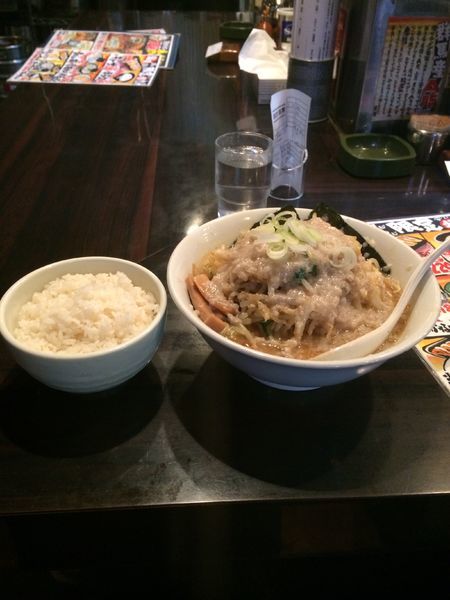 「環七野菜ラーメン鬼脂 ライス」@環七ラーメン 周麺の写真