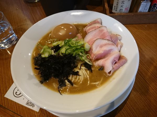 「特製追いサバ節そば+味付替玉」@荒町商店中華そば ふじやまの写真