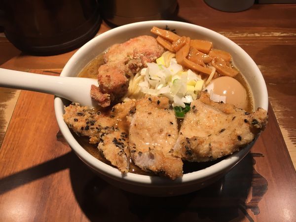 「二天ラーメン 大盛」@麺屋武蔵 二天 池袋店の写真