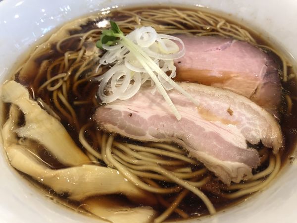 「醤油ラーメン、チャーシュー、お昼のご飯(チキンキーマ)」@かしわぎの写真