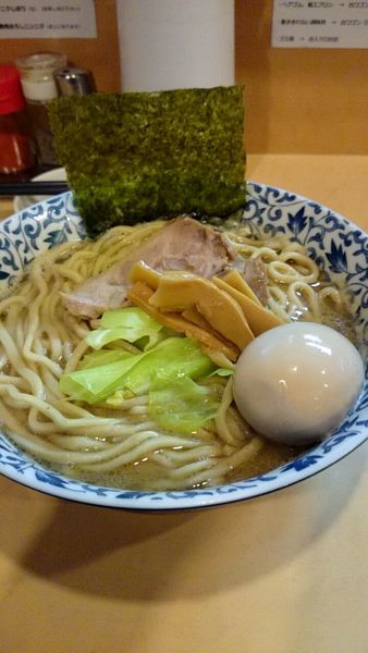 「ラーメン（３００g）（７００円）＋煮卵（１００円）」@ラーメン社井田の写真