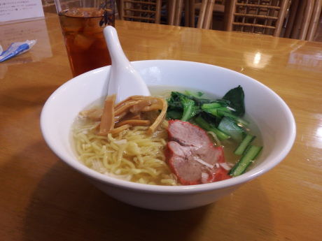 「塩ラーメン」@中国家庭料理 誠苑の写真