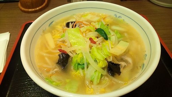 「野菜タンメン４９０円」@福しん 大久保駅前店の写真