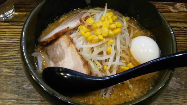 「特みそこってりらーめん（背脂あり）」@らーめんダイニング ど・みそ 京橋本店の写真