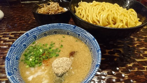 「濃厚味噌つけ麺+特盛り+ネギチャーシュー小丼」@北のらーめん 美空の写真