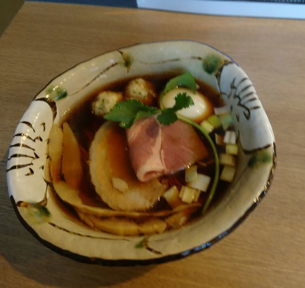 「特製炙り正油そば 替え玉」@麺屋 椿丸の写真