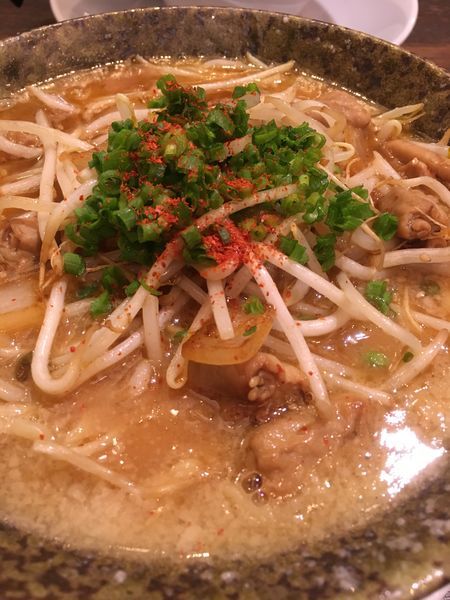 「背脂味噌ホルモン」@ラーメン サンゲン屋 おゆみ野店の写真