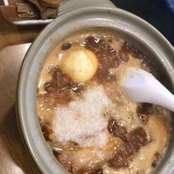 土鍋ラーメン麺半分(950円)メンマ(150円)ネギ抜き