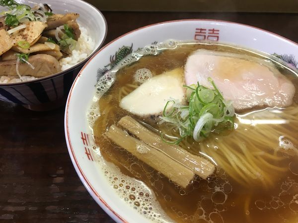 「煮干しそば＆炙りチャーシュー丼」@らぁめん サンドの写真