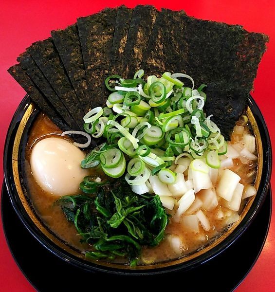 「チャーシュー麺 海苔&玉ねぎ&味玉」@家系ラーメン 熊田家の写真