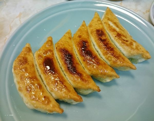「王さま餃子(6個)  420円」@餃子の王さまの写真